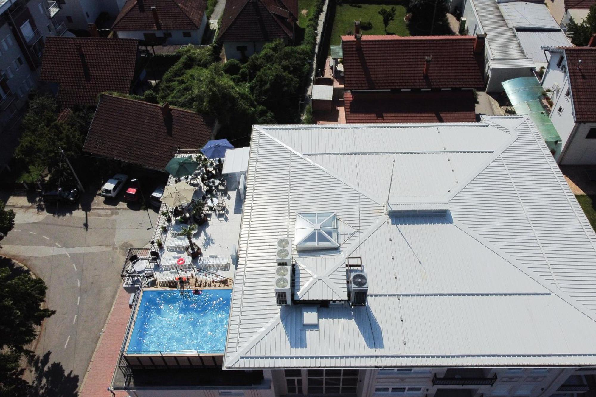 Smestaj Tea Sa Dva Bazena Vrnjačka Banja Exteriér fotografie