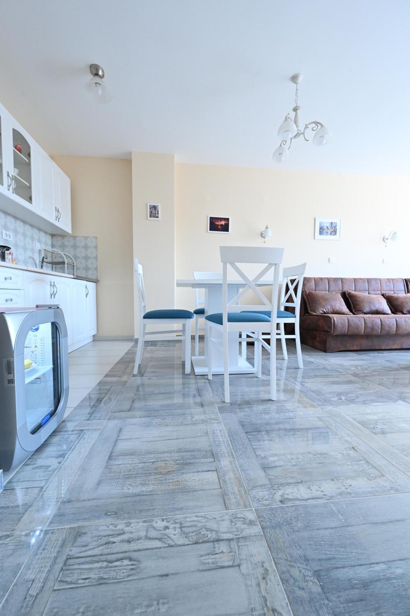 Smestaj Tea Sa Dva Bazena Vrnjačka Banja Exteriér fotografie
